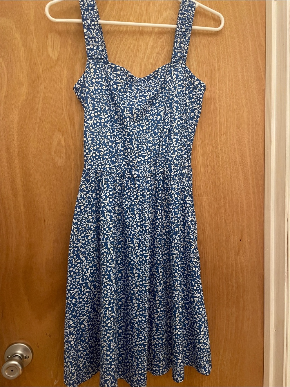 Blue Floral-Print Midi Dress with Sweetheart Bodice